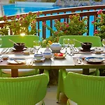 Grecotel Marine Palace & Aqua Park 호텔 4*