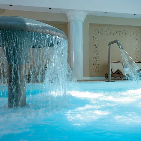 Grecotel Marine Palace & Aqua Park 酒店