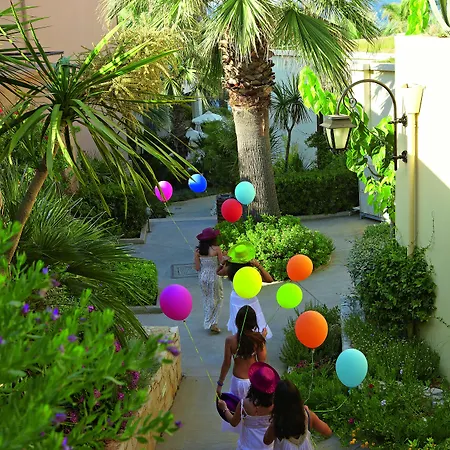 호텔 Grecotel Marine Palace & Aqua Park 레팀노