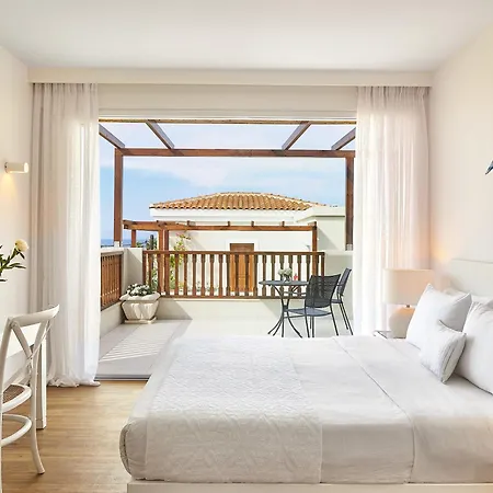 מלון Grecotel Marine Palace & Aqua Park 4*