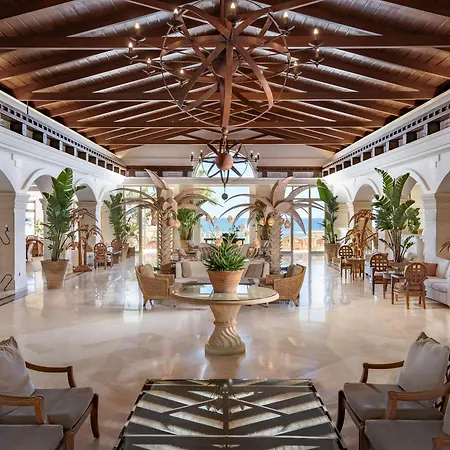 호텔 Grecotel Marine Palace & Aqua Park 레팀노