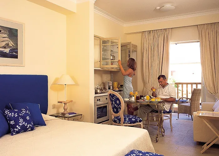 Grecotel Marine Palace & Aqua Park 4*